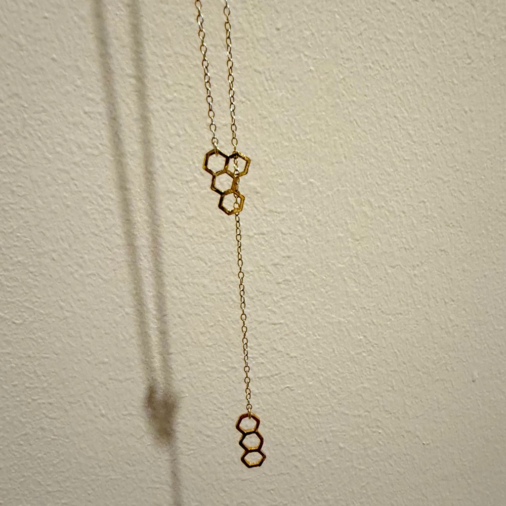 Gorjana honeycomb gold lariat necklace